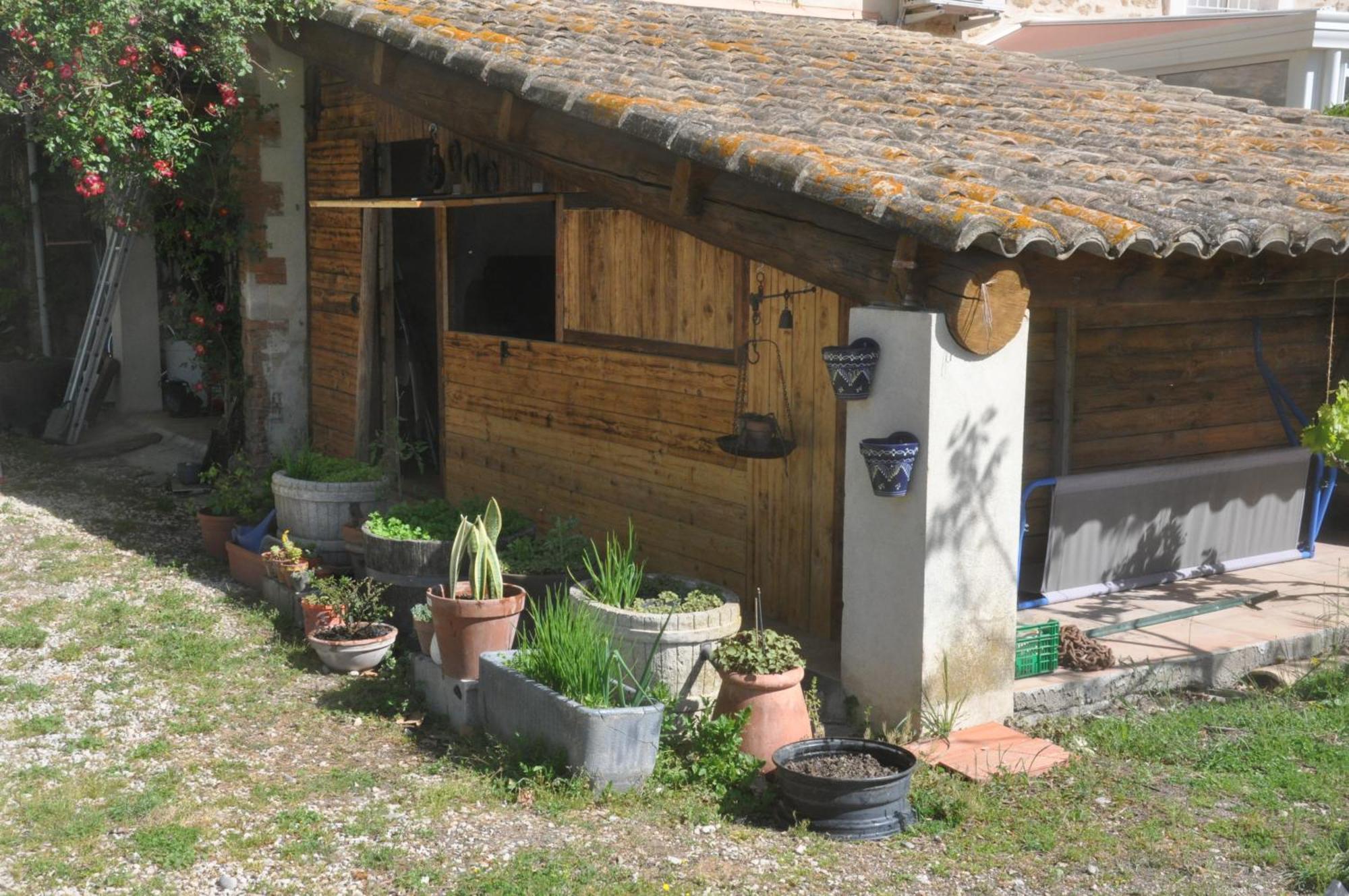 La Ferme De Tonton Jules 2 Hotel Entraigues-sur-la-Sorgue Buitenkant foto