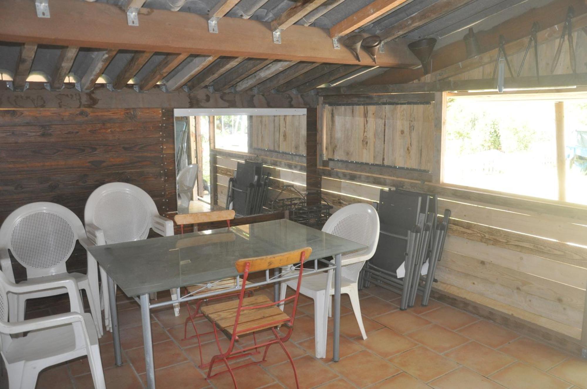 La Ferme De Tonton Jules 2 Hotel Entraigues-sur-la-Sorgue Buitenkant foto